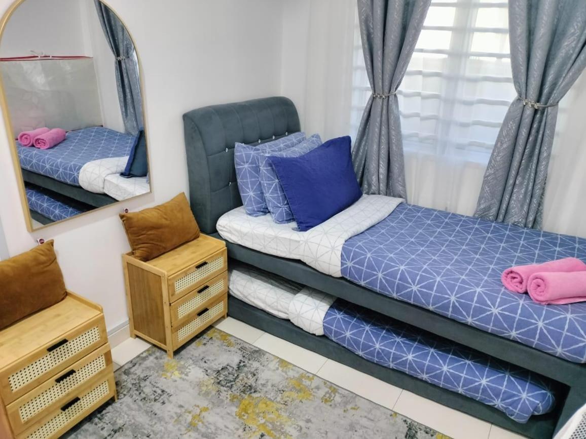 Fazlizasuite Homestay @ Teluk Kemang-Muslim Preferred Port Dickson Exterior foto